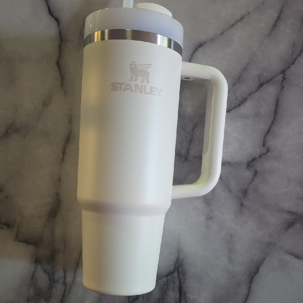 Stanley Cream Travel Mug with Handle